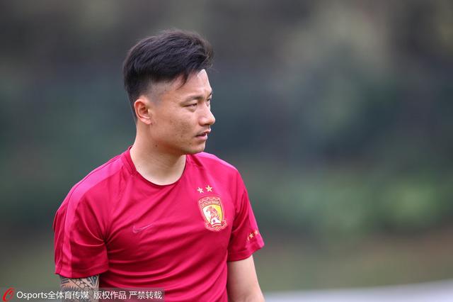 我进去她就呻吟了