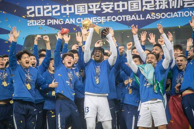 高h校园不许穿内裤h的视频
