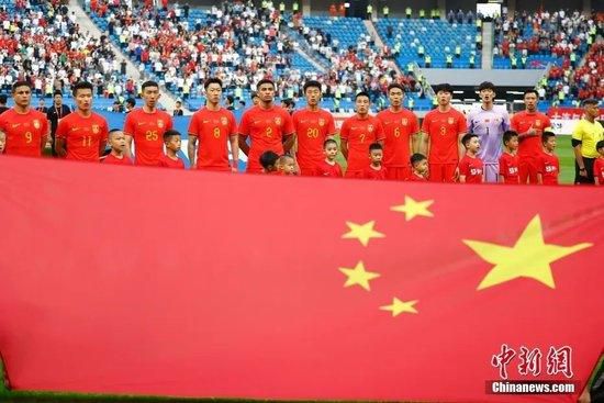 快递员男男gayxnxx国产