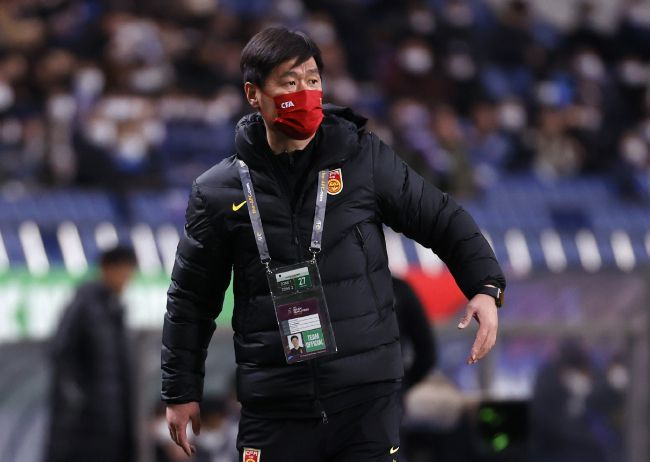 嗯啊h宝贝张开腿嗯啊好深军婚