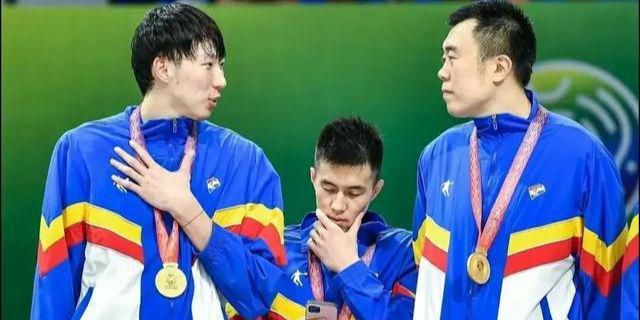 淫乱的美容师们